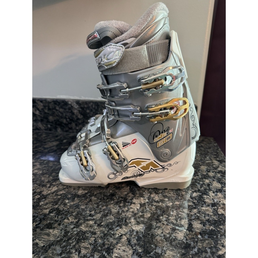 Nordica One Easy 60 Women's Ski Boots - Size 6.5 / Mondo 23.5 Used‎ Good Condit!